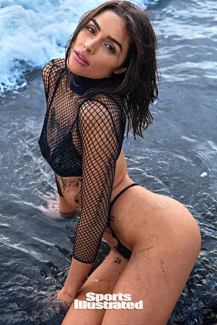 x163018_tk2_00196_rawwmweb